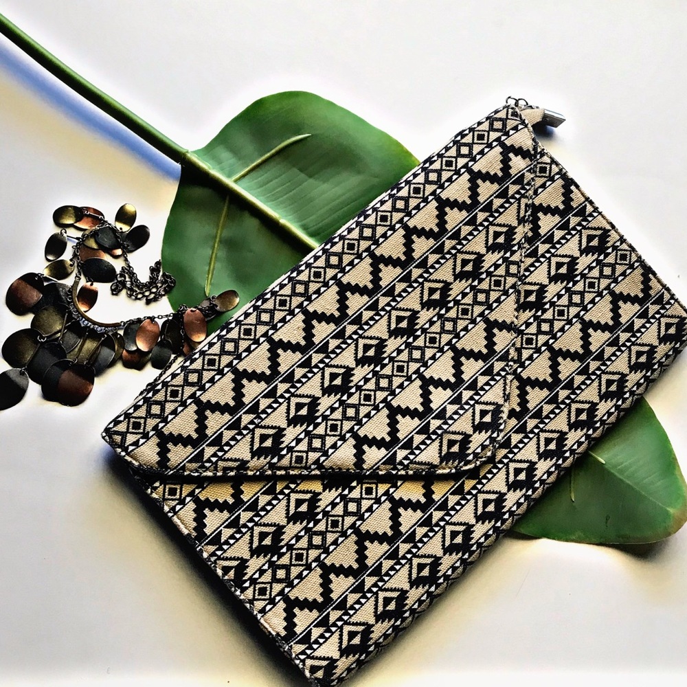 Tribal style clutch